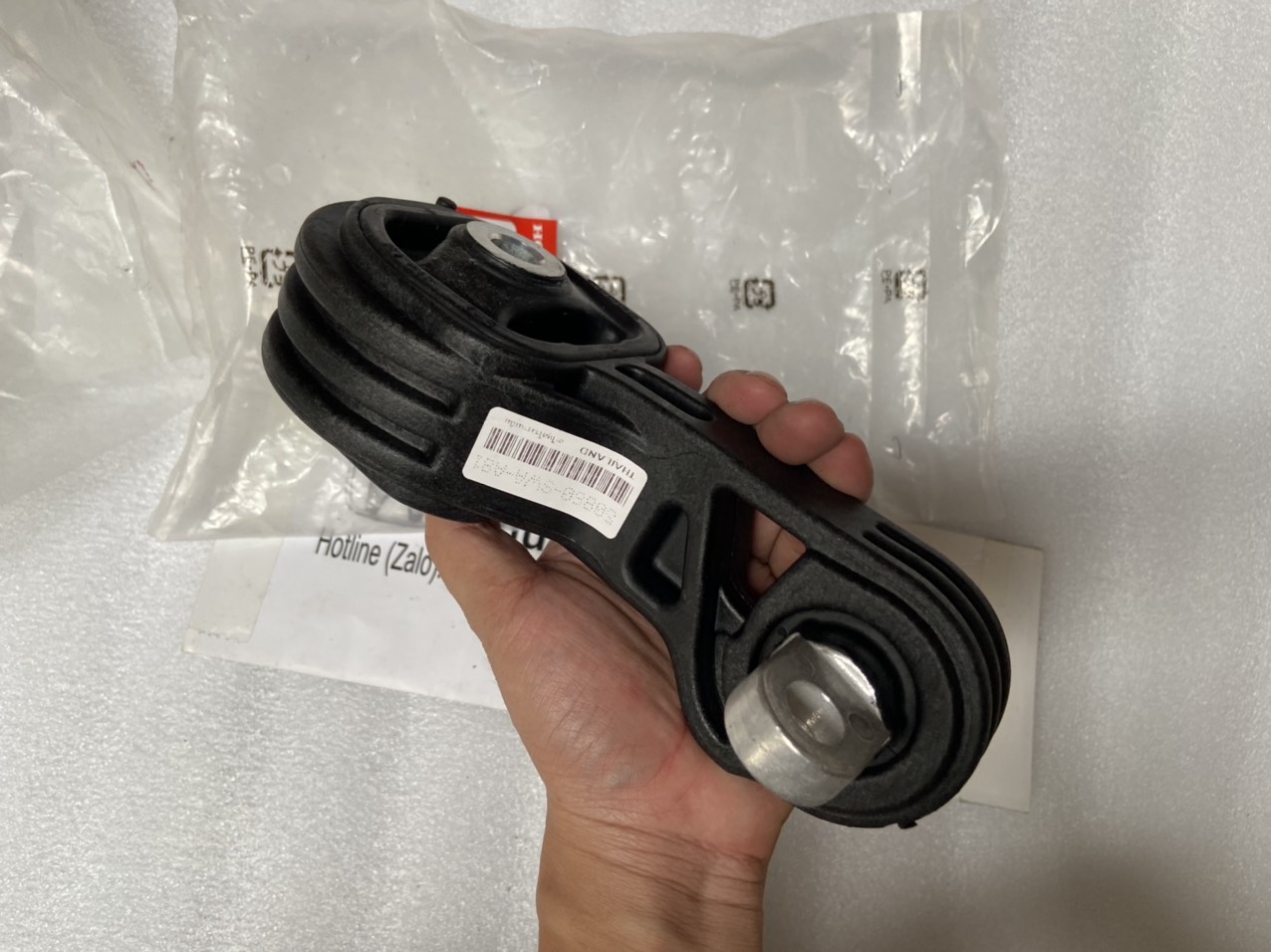 Chân máy bên lái xe Honda CIVIC 2006-2011